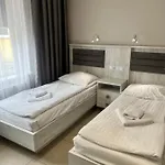 住宿加早餐酒店 Rodos 3*