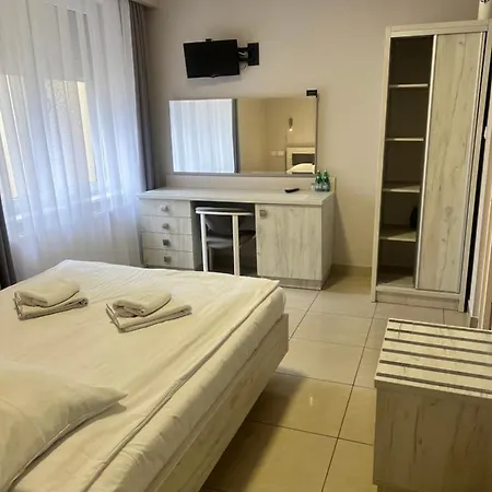 Rodos Bed & Breakfast 3*